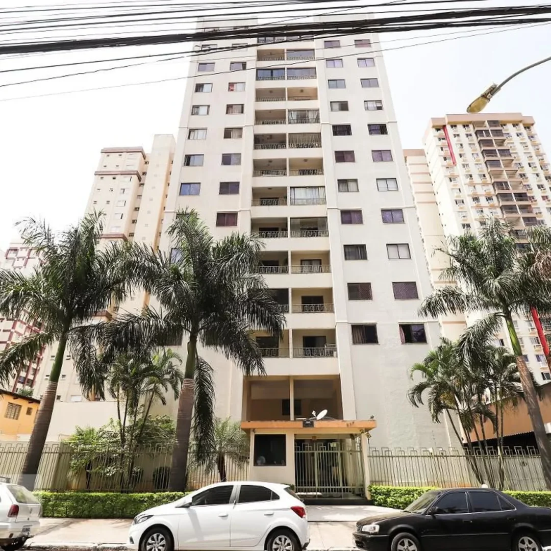 892967470-915.4960633280059IMG70201